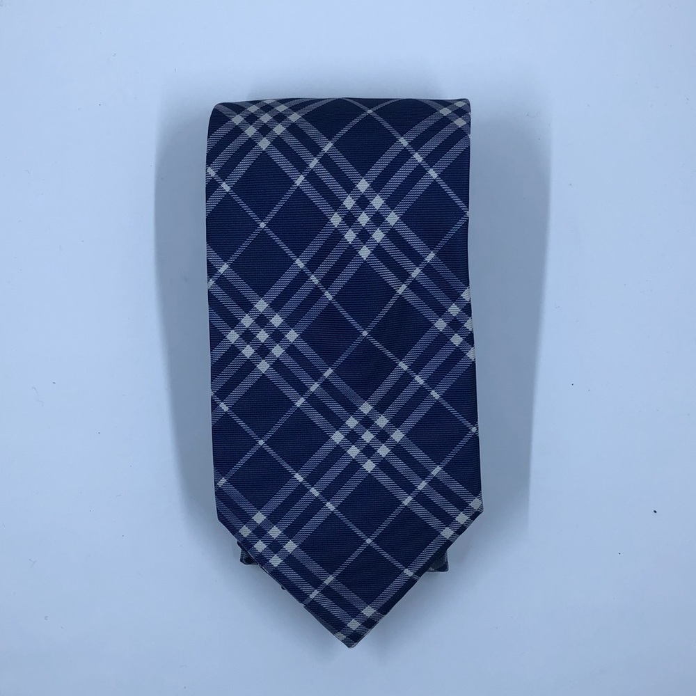 SOLD Authentic Burberry Tie. 100% Silk.